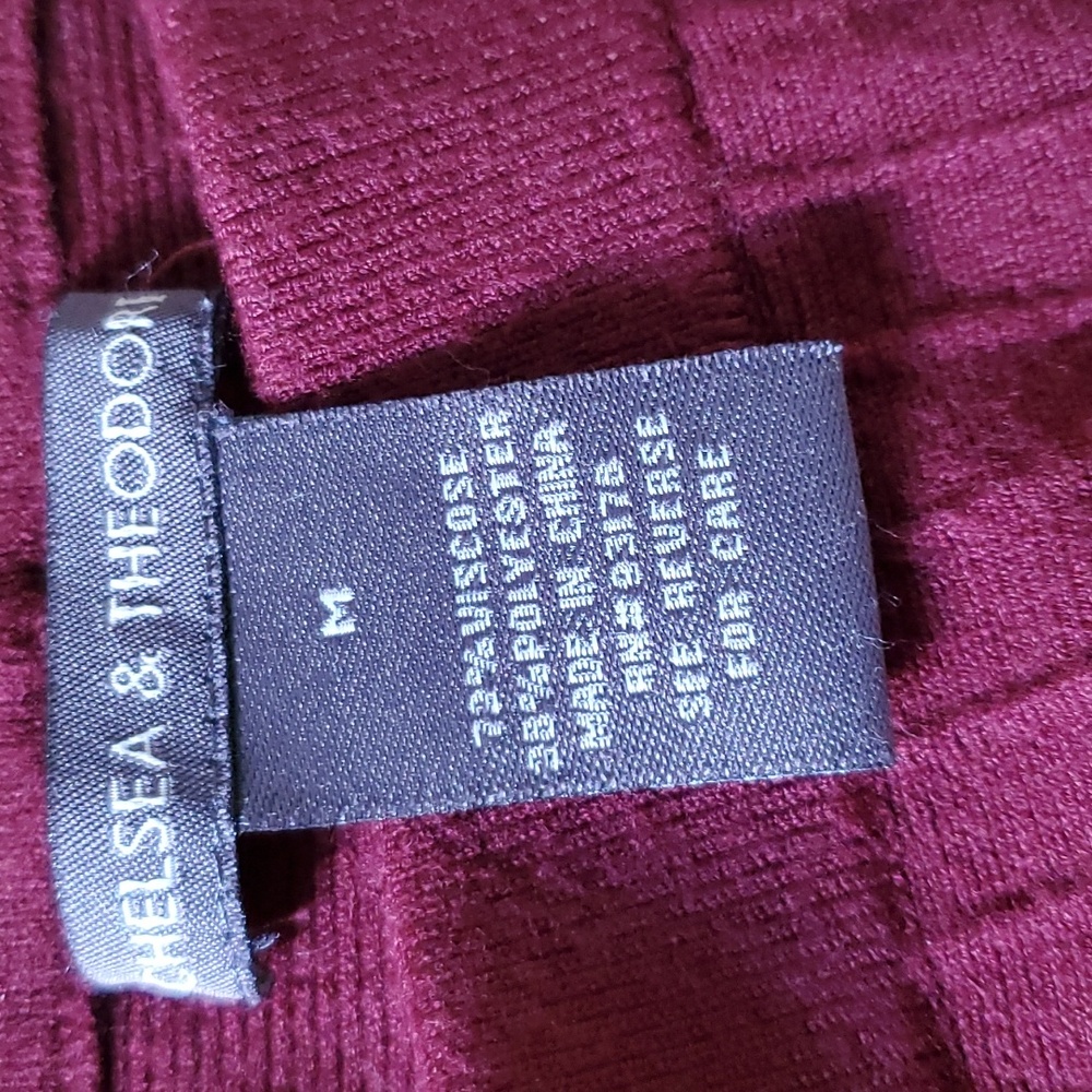 Chelsea and Theodore Burgundy Ribbed, Pleat Knit A-line Midi Skirt Size M - Picture 5 of 5